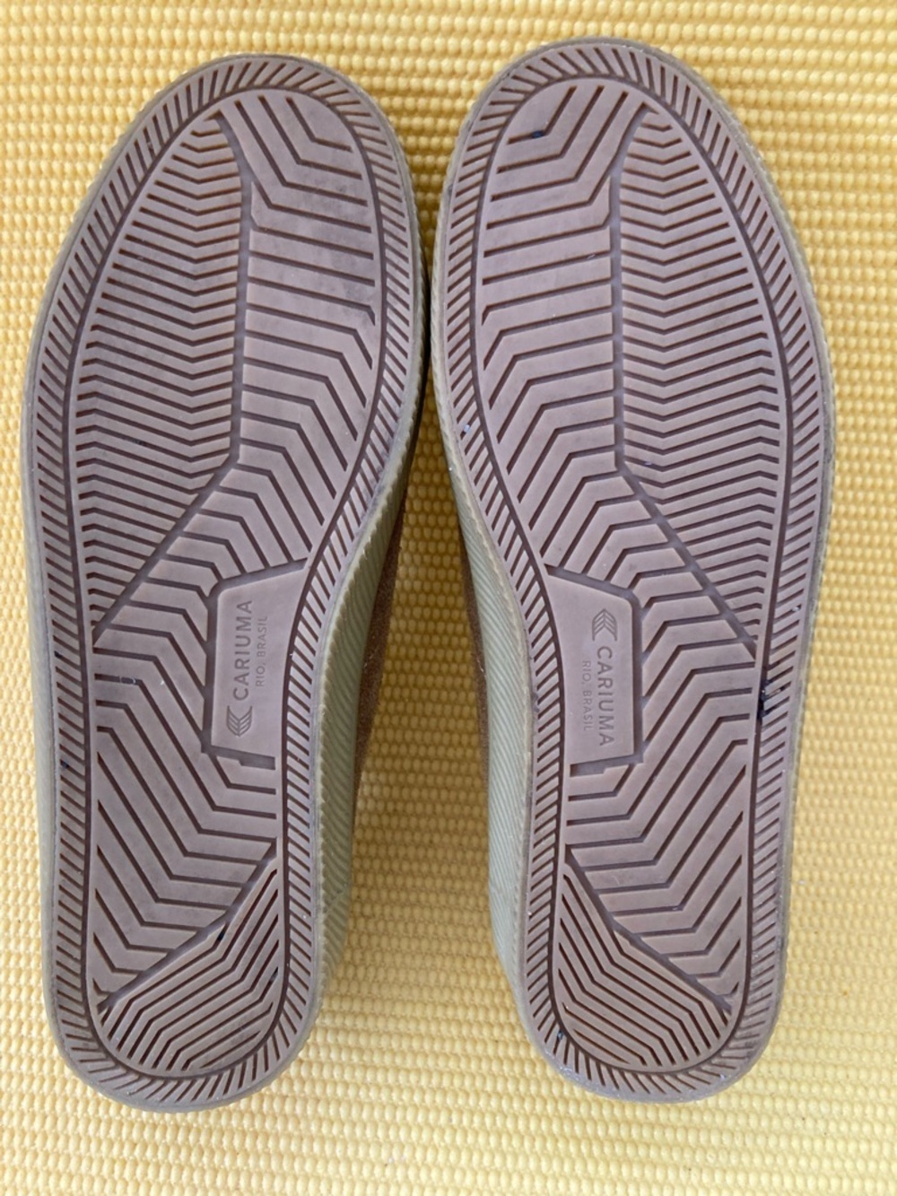 Cariuma Oca Low Top Suede Sneakers Women’s Size 9.5 color Burnt Sand - Picture 6 of 7